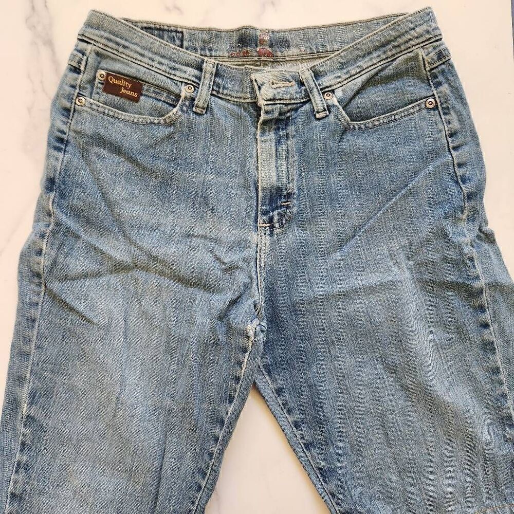Women's quality jeans Capri blue denim 33" waist